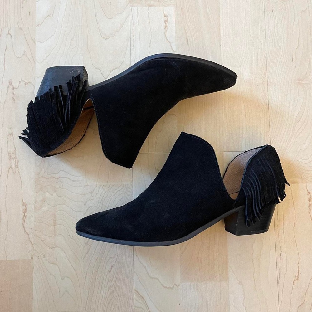 Report Ignatious Suede Fringe Booties